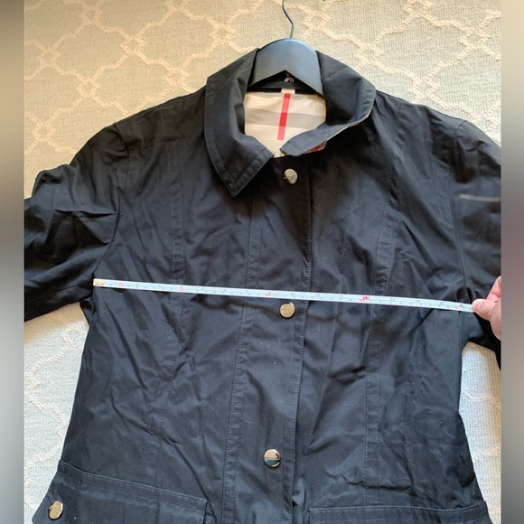 Burberry Brit Trench Coat with detachable hood - Picture 12 of 16